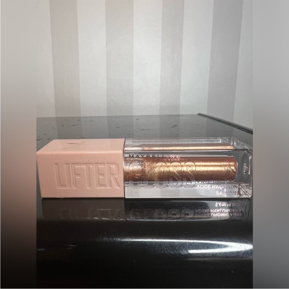 Maybelline New York Lifter Gloss Hydrating Lip Gloss 010 New!